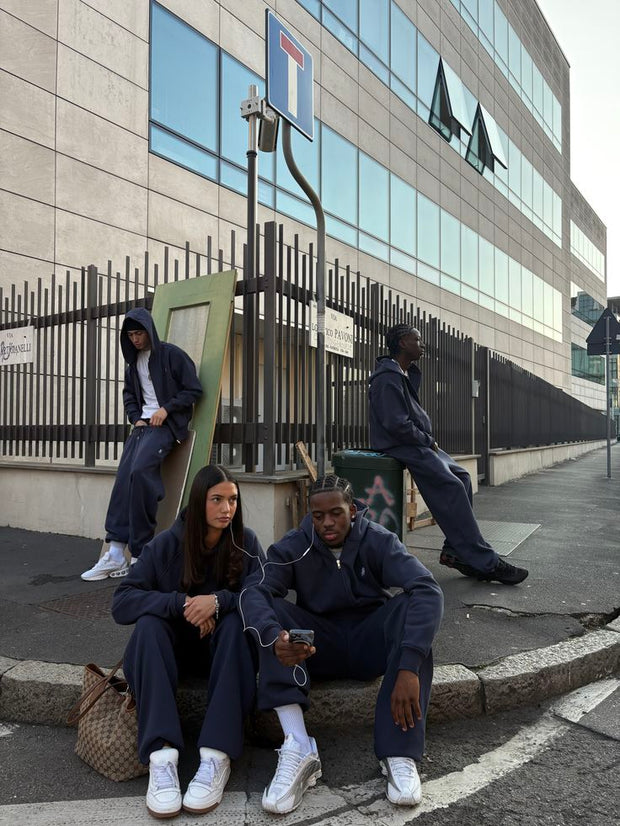 <h2>TRACKSUITS</h2>
