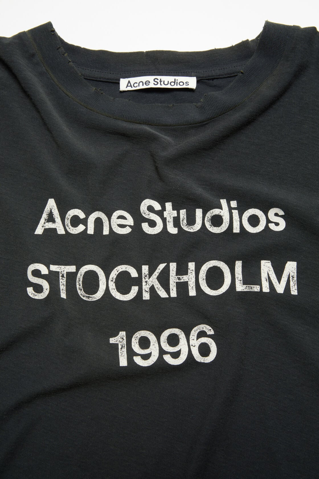 Studio T-shirt – product view 3