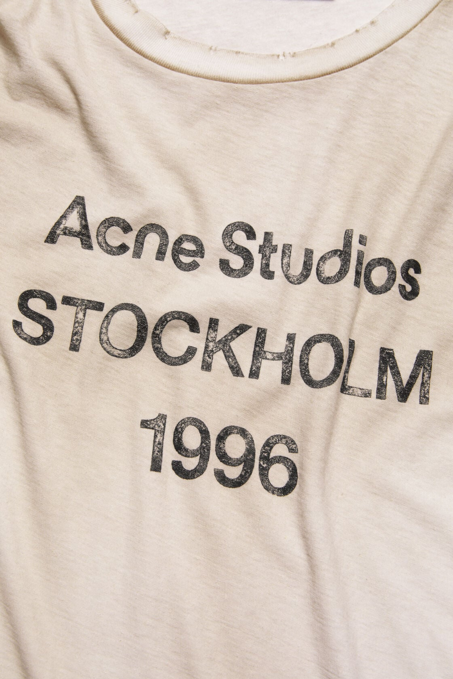 Studio T-shirt – product view 6