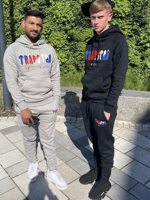 Hooded Sweatshirt and Sweatpants Mldrip