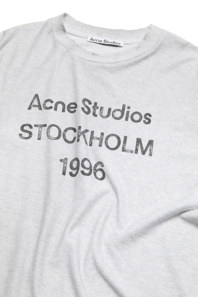 Studio T-shirt – product view 9