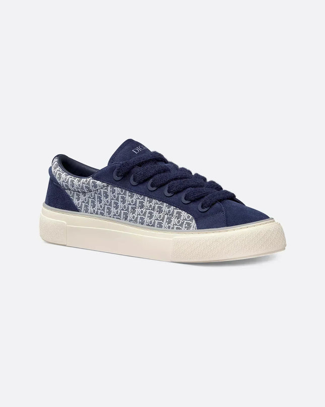 "B33" Spin Sneaker