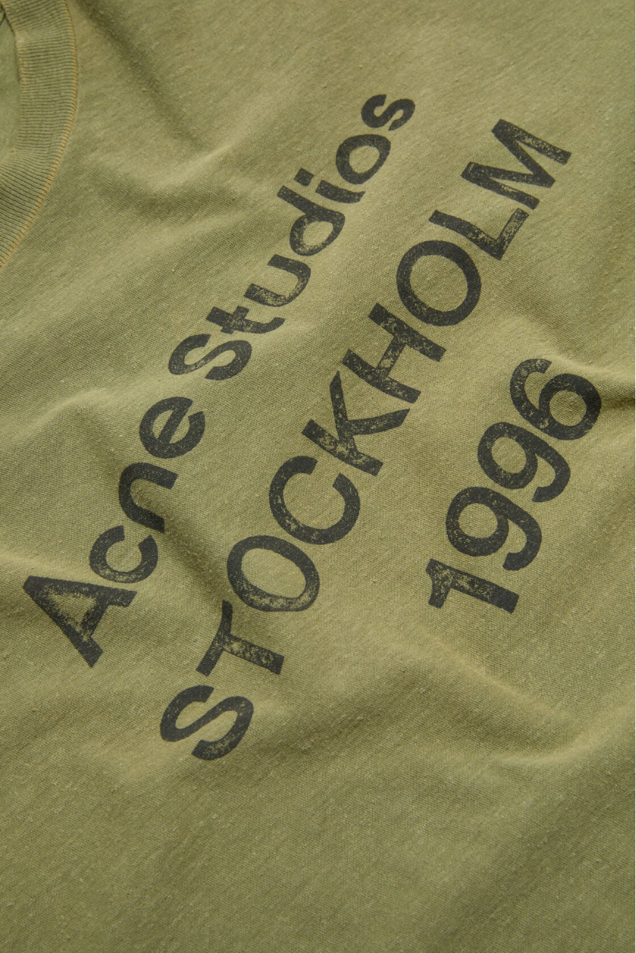 Studio T-shirt – product view 16