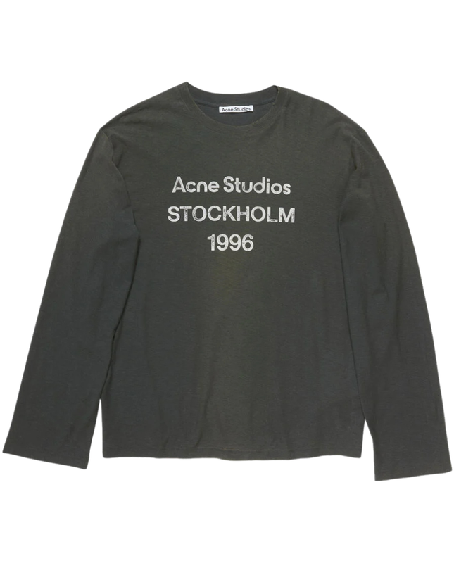Studio Longsleeve – main product image