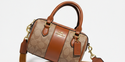 Coach-Style Bag – Chic, Confident, and Timeless