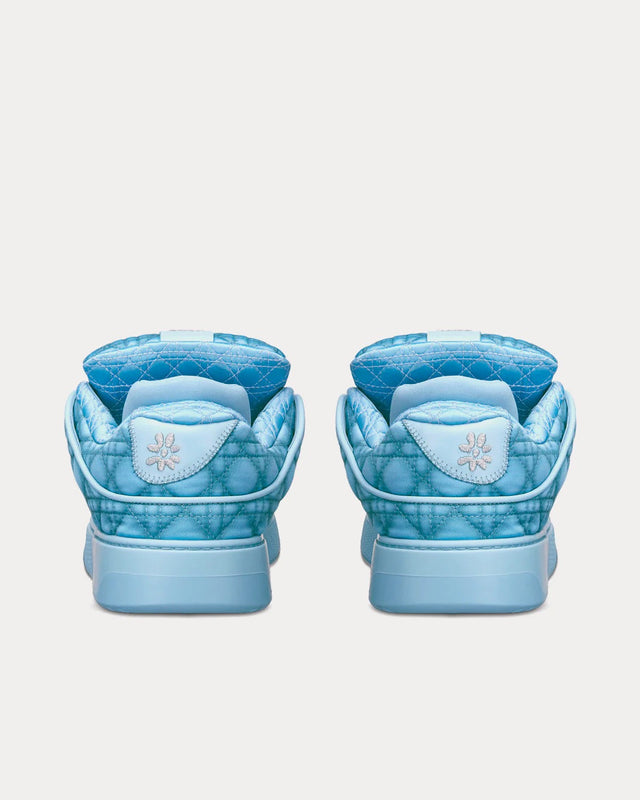 "B9" Sneaker