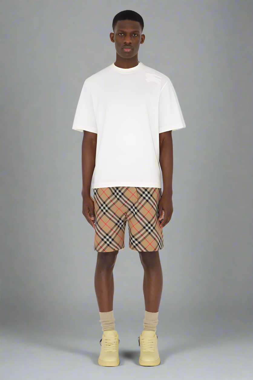 Check Shorts – product view 2