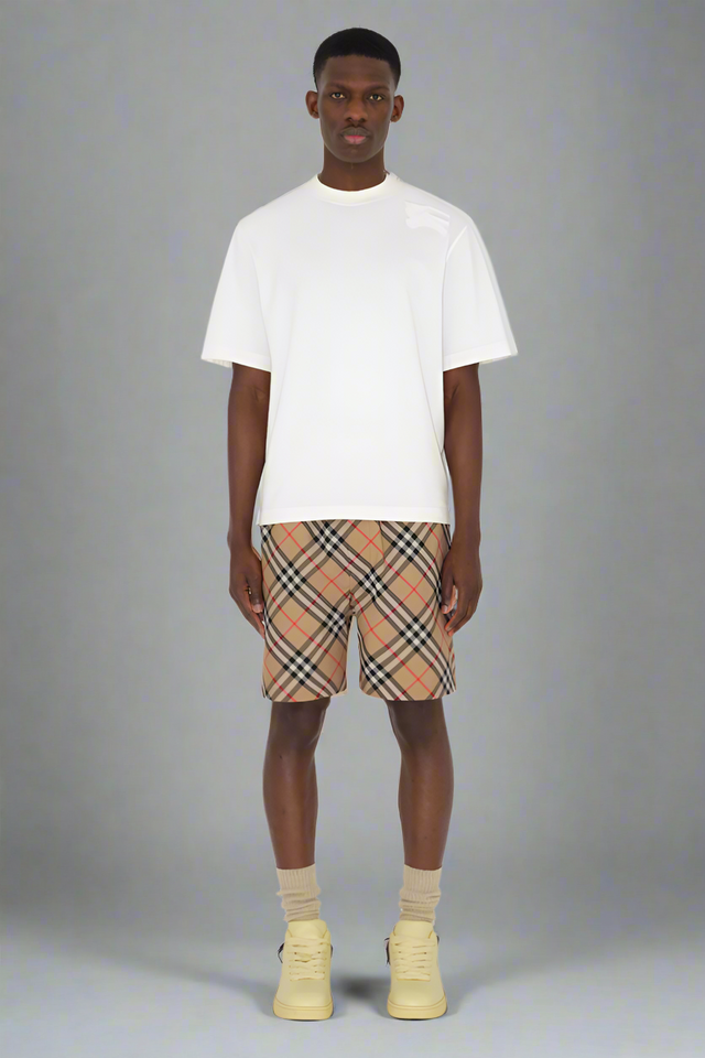Check Shorts – product view 2