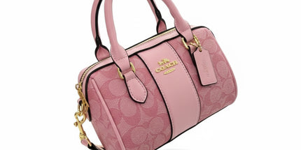 Coach-Style Bag – Chic, Confident, and Timeless