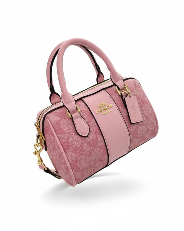 Coach-Style Bag – Chic, Confident, and Timeless