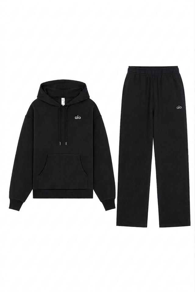 AL Tracksuit – main product image