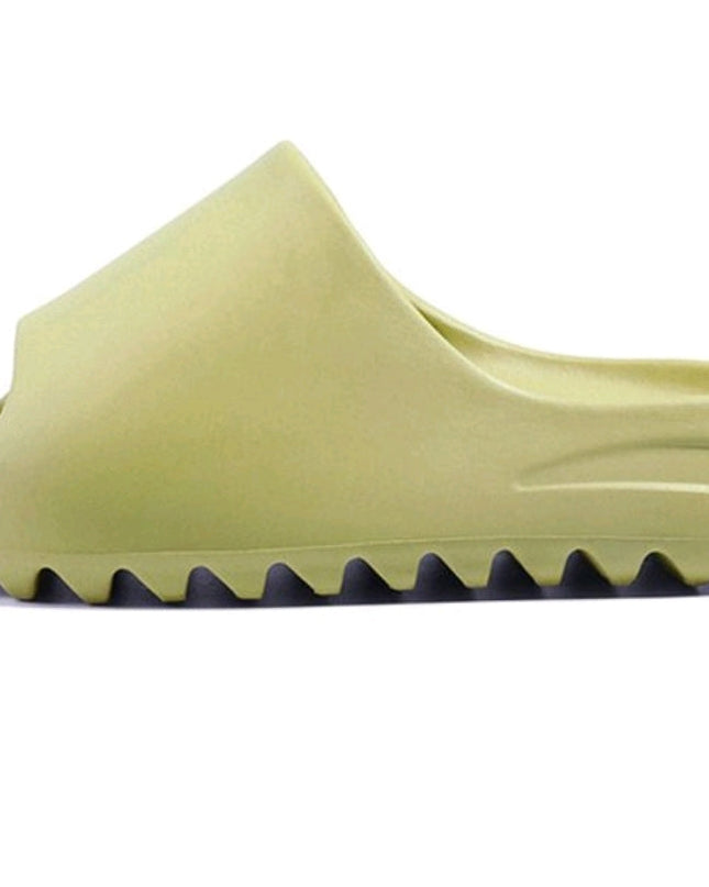 Yeezy Slides – Cloud Comfort, Everyday Flex - Mldripanddrop