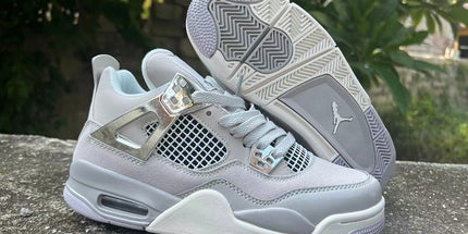 Jordan 4 Sneakers