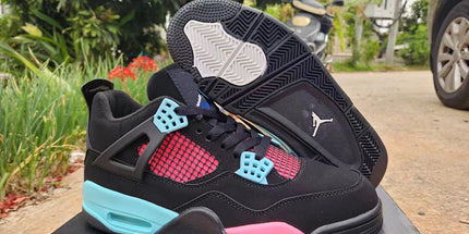Jordan 4 Sneakers