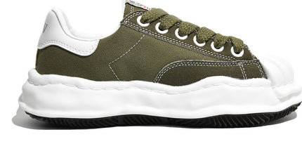 canvas shoes