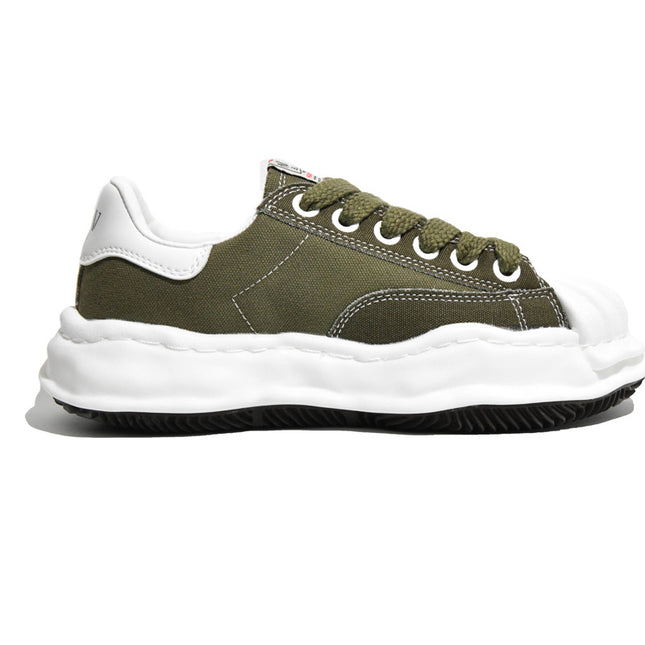 canvas shoes