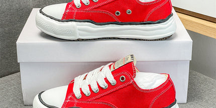 canvas shoes