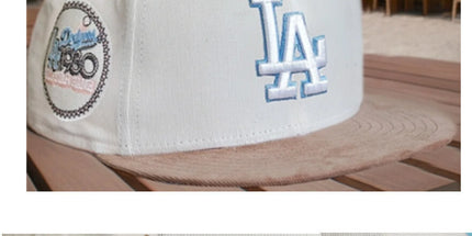 Unisex Full-Seal Flat-Brim Baseball Cap