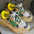 Yellow-green 4-6 layers of bottom