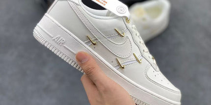 Tiffany & Co. X Nike Air Force 1 Low Shoes