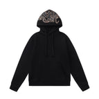 50 Sweatshirt with accessories