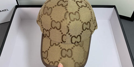 Vintage G Letter Embroidered Canvas Baseball Cap