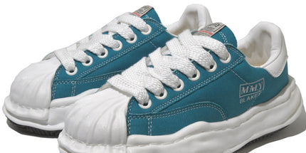 canvas shoes