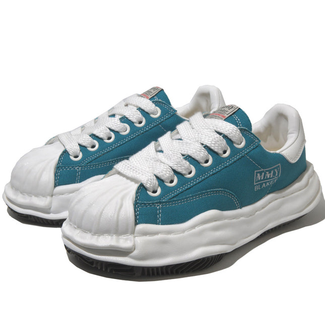 canvas shoes