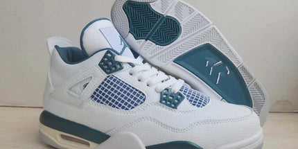 Jordan 4 Sneakers