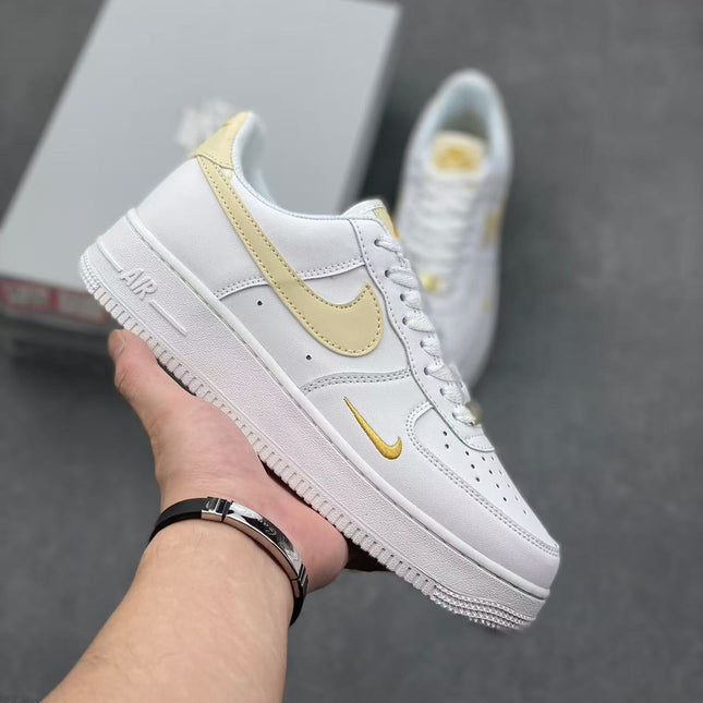 Tiffany & Co. X Nike Air Force 1 Low Shoes
