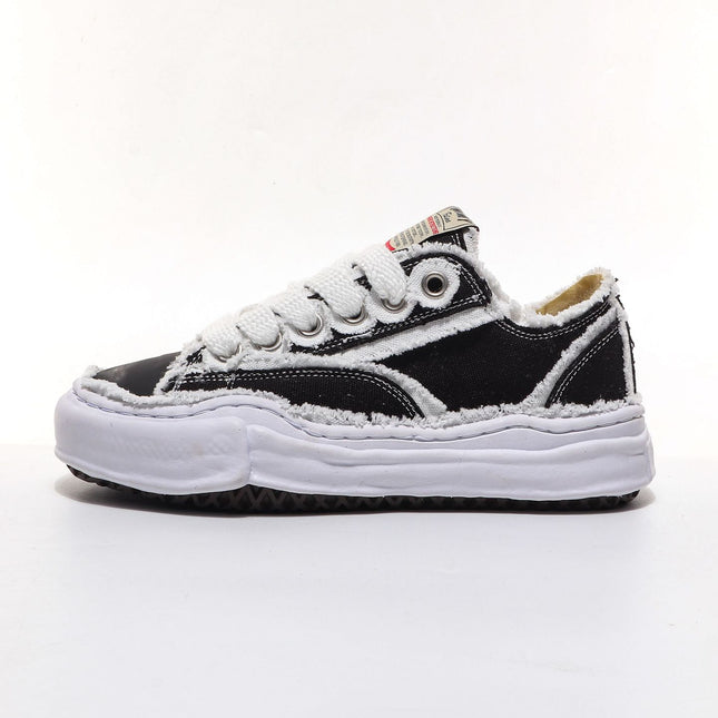 canvas shoes