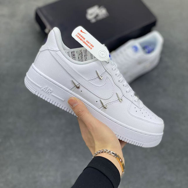 Tiffany & Co. X Nike Air Force 1 Low Shoes