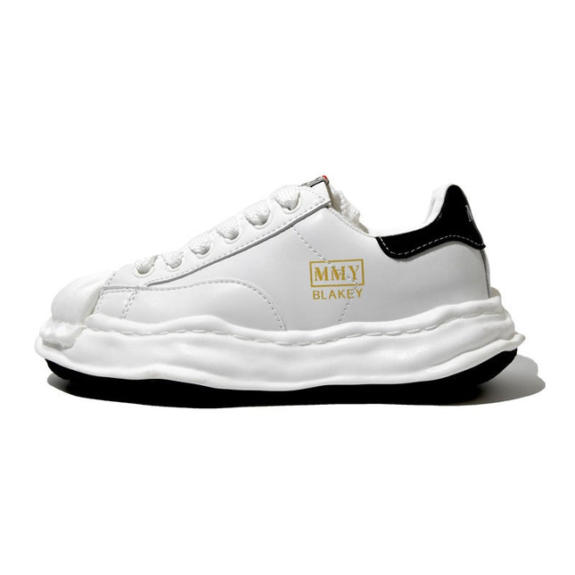 canvas shoes
