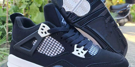 Jordan 4 Sneakers