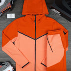 Orange pink