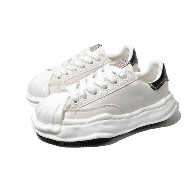 canvas shoes