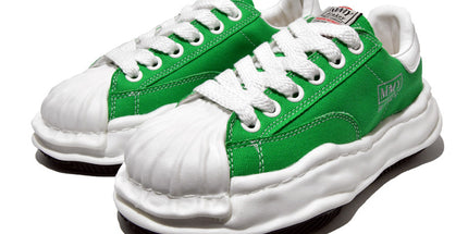 canvas shoes