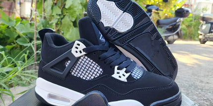 Jordan 4 Sneakers