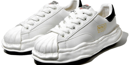 canvas shoes