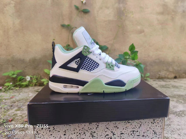 Jordan 4 Sneakers