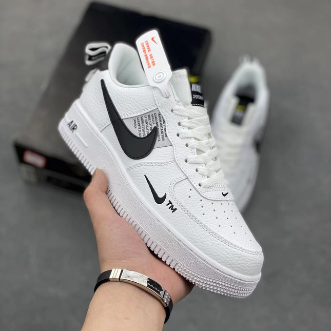 Tiffany & Co. X Nike Air Force 1 Low Shoes
