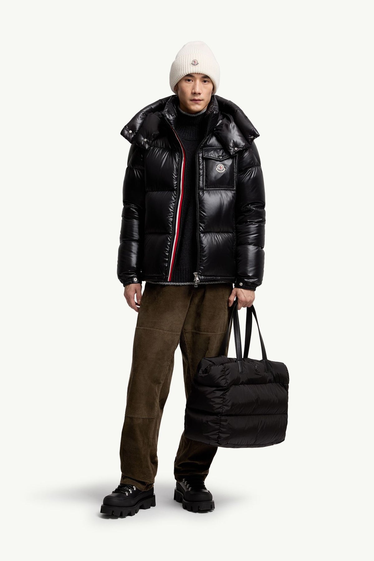 M Montbeliard Hooded Short Down Jacket