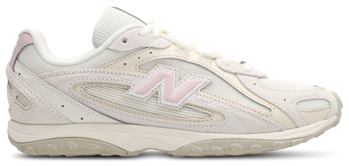 New Balance 204L - Sea Salt-Stone Pink