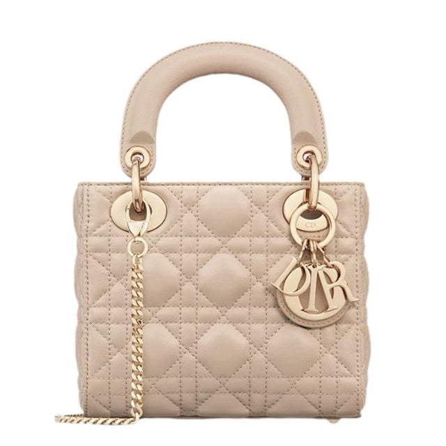 Dior Handbag – product view 4