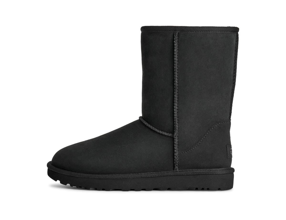 UGG Classic Short II - Black