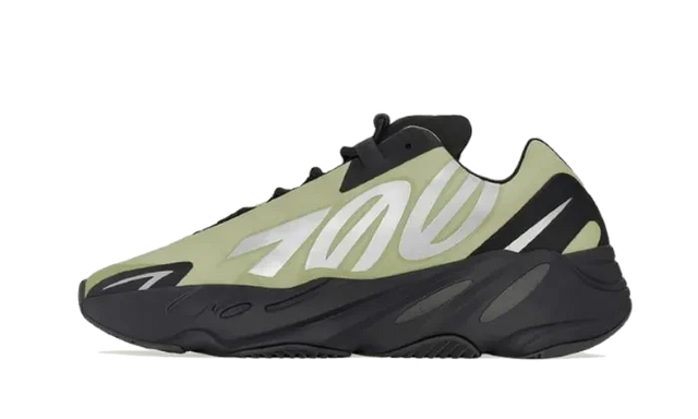 Yeezy 700 MNVN — Resin