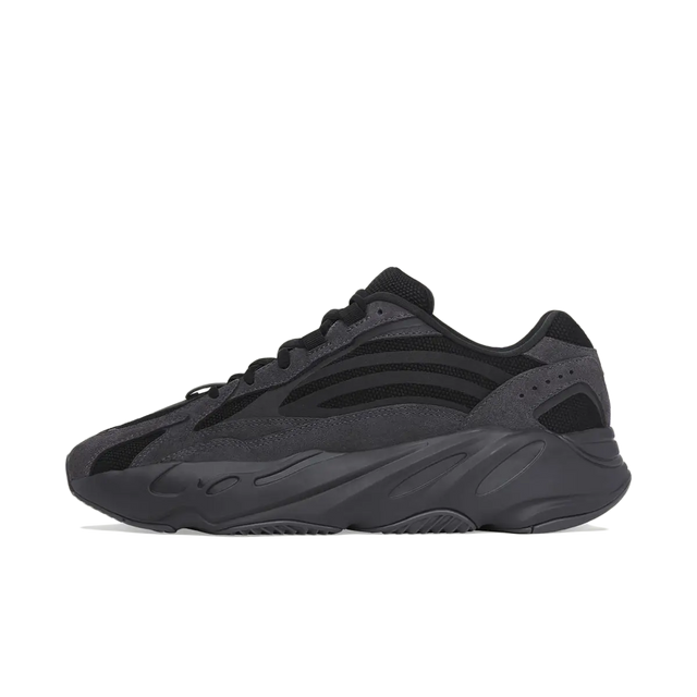 Yeezy 700 V2 — Vanta