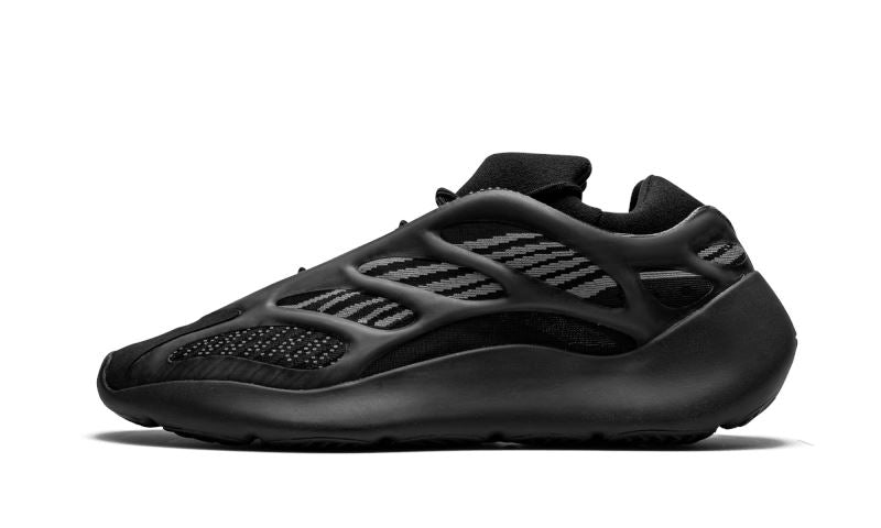 Yeezy 700 V3 — Alvah